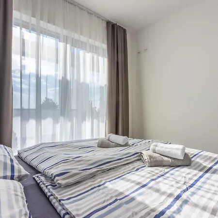 House Lynn Apartament *