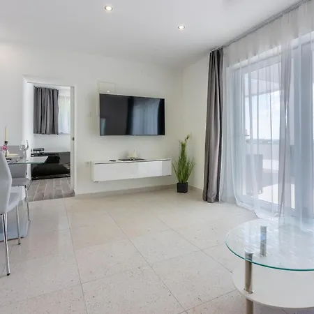 House Lynn Apartament Crikvenica